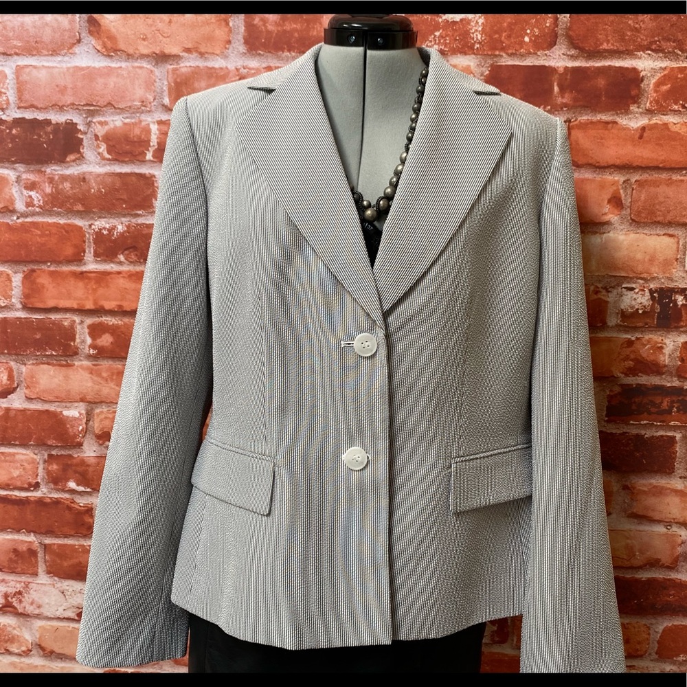 🐠Evan Picone seersucker suit jacket - Picture 7 of 11